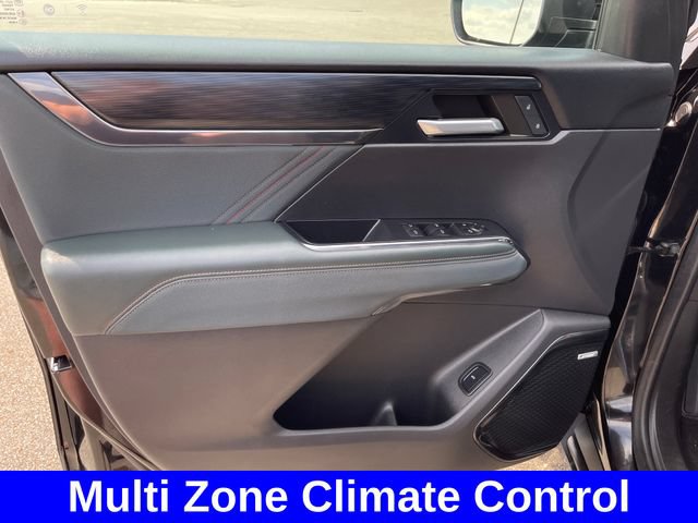 Used 2024 GMC Acadia AT4 w/ LPO, Floor Liner Package AWD/4WD image 10