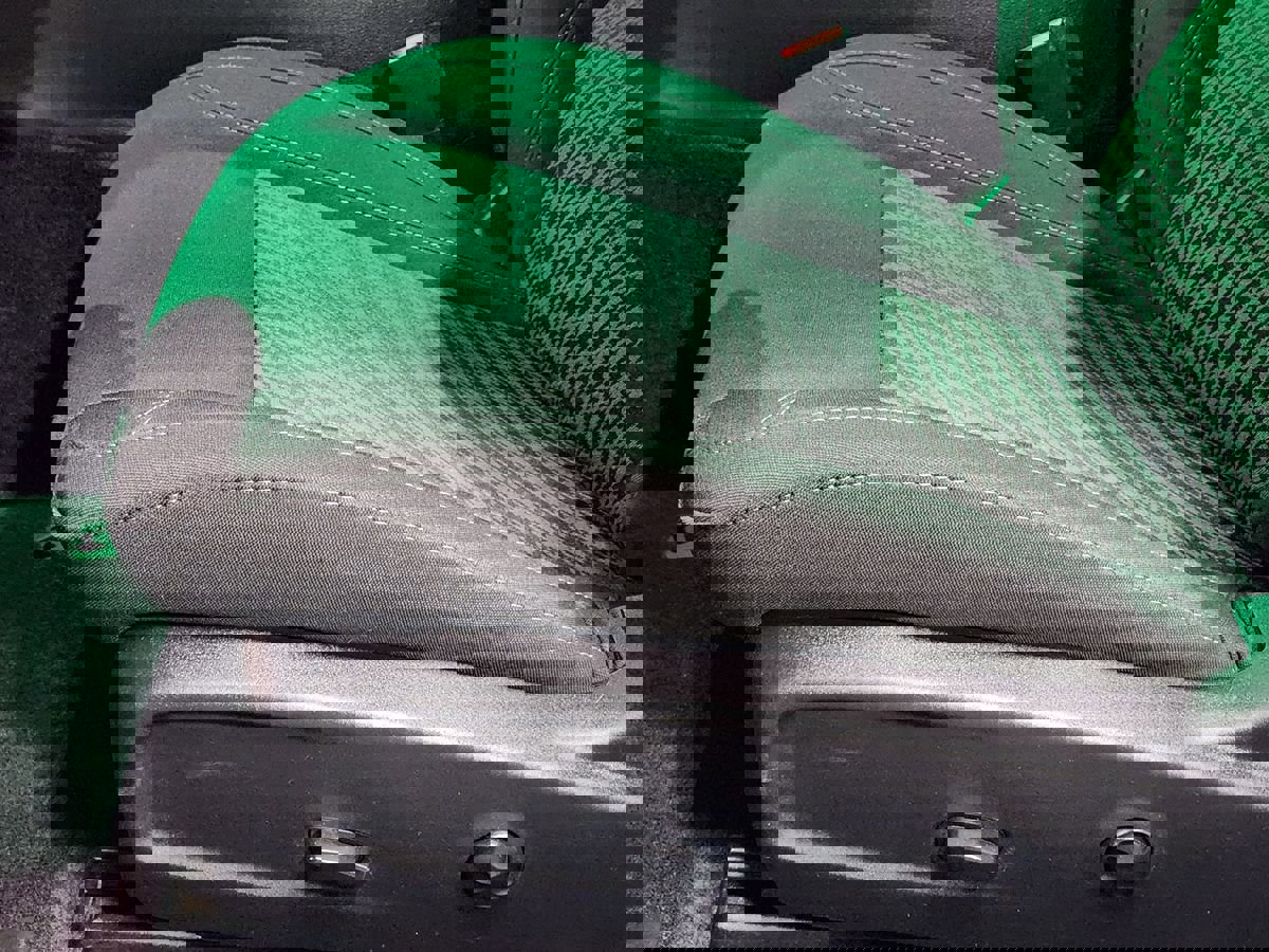 Used 2019 Dodge Challenger SXT image 44