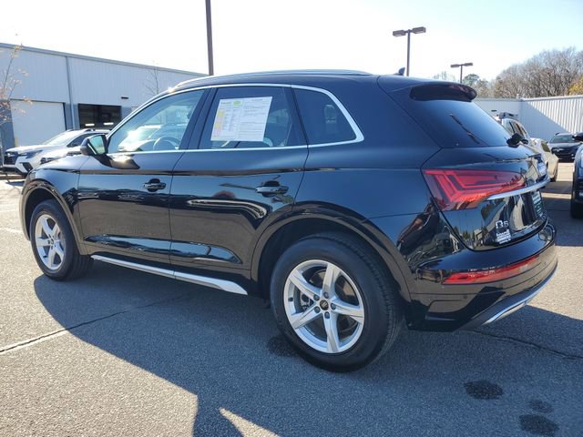 Used 2024 Audi Q5 2.0T Premium w/ Convenience Package image 4