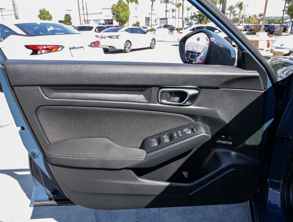 Used 2025 Honda Civic LX image 13