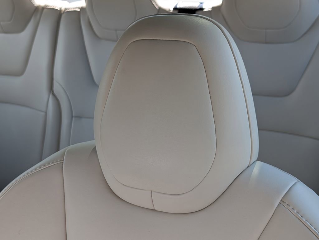 Used 2020 Tesla Model S Long Range image 19