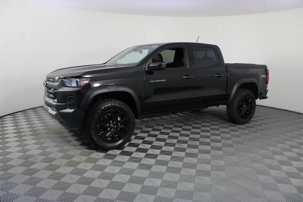 New 2026 Chevrolet Colorado Trail Boss AWD/4WD image 2