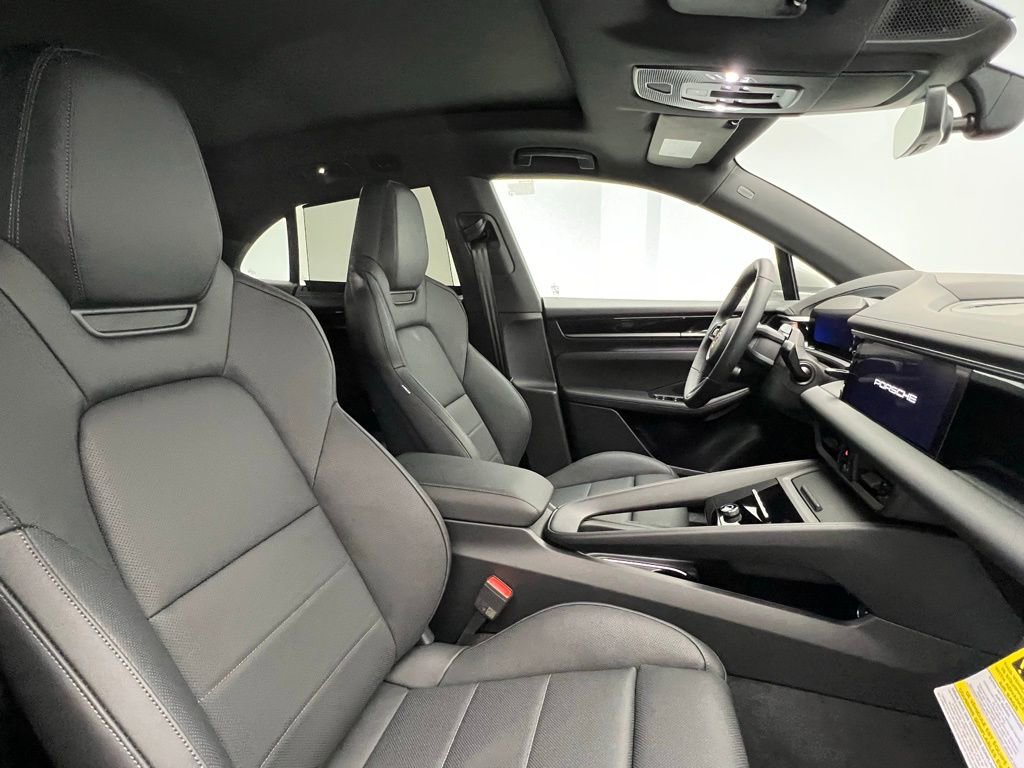 New 2026 Porsche Macan 4S Electric image 18
