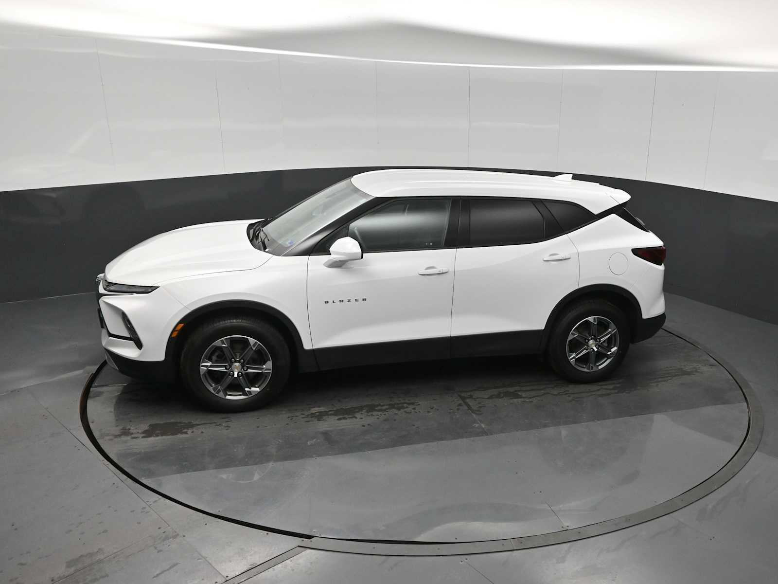 Used 2023 Chevrolet Blazer LT AWD/4WD image 20