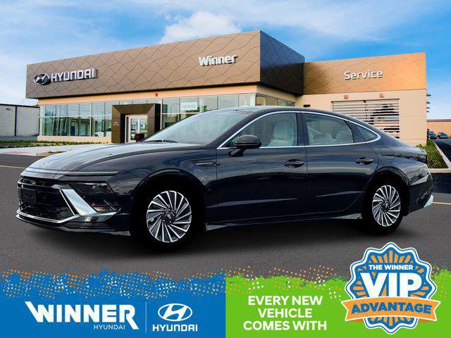 New 2025 Hyundai Sonata Limited image 2