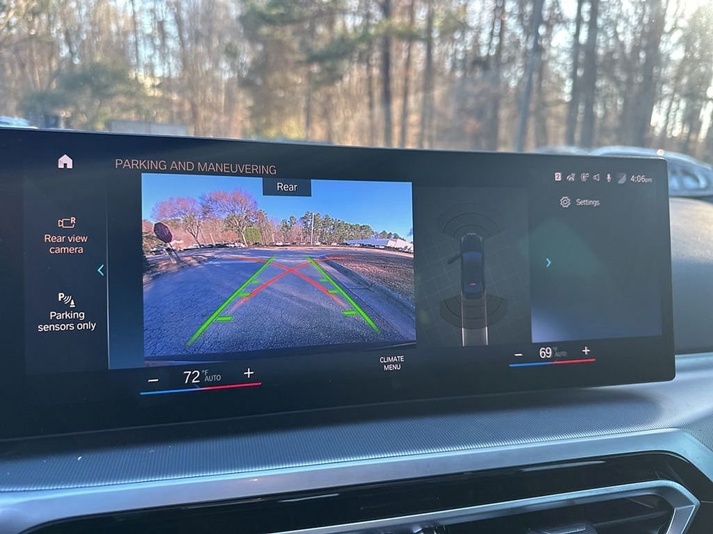 Used 2024 BMW 330i xDrive Sedan w/ M Sport Package image 13