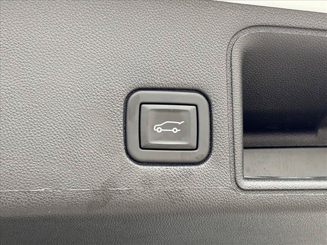 Certified 2024 GMC Terrain SLE w/ Driver Convenience Package FWD image 12