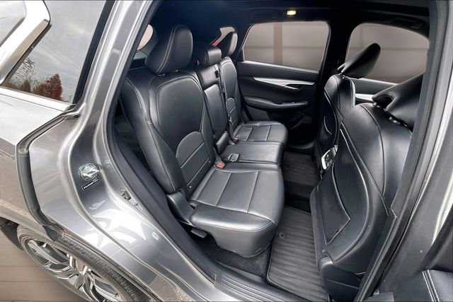 Used 2021 INFINITI QX50 Luxe w/ Appearance Package image 27