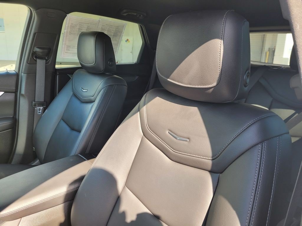 Certified 2023 Cadillac XT5 Luxury FWD image 17