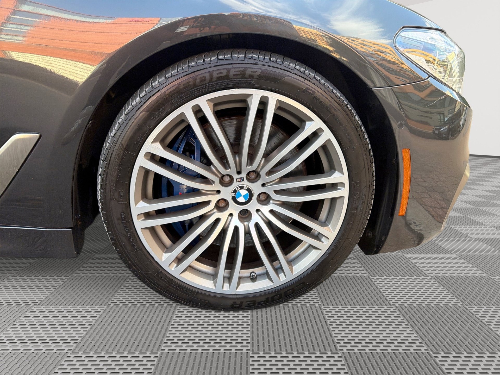 Used 2019 BMW M550i xDrive w/ Premium Package AWD/4WD image 31