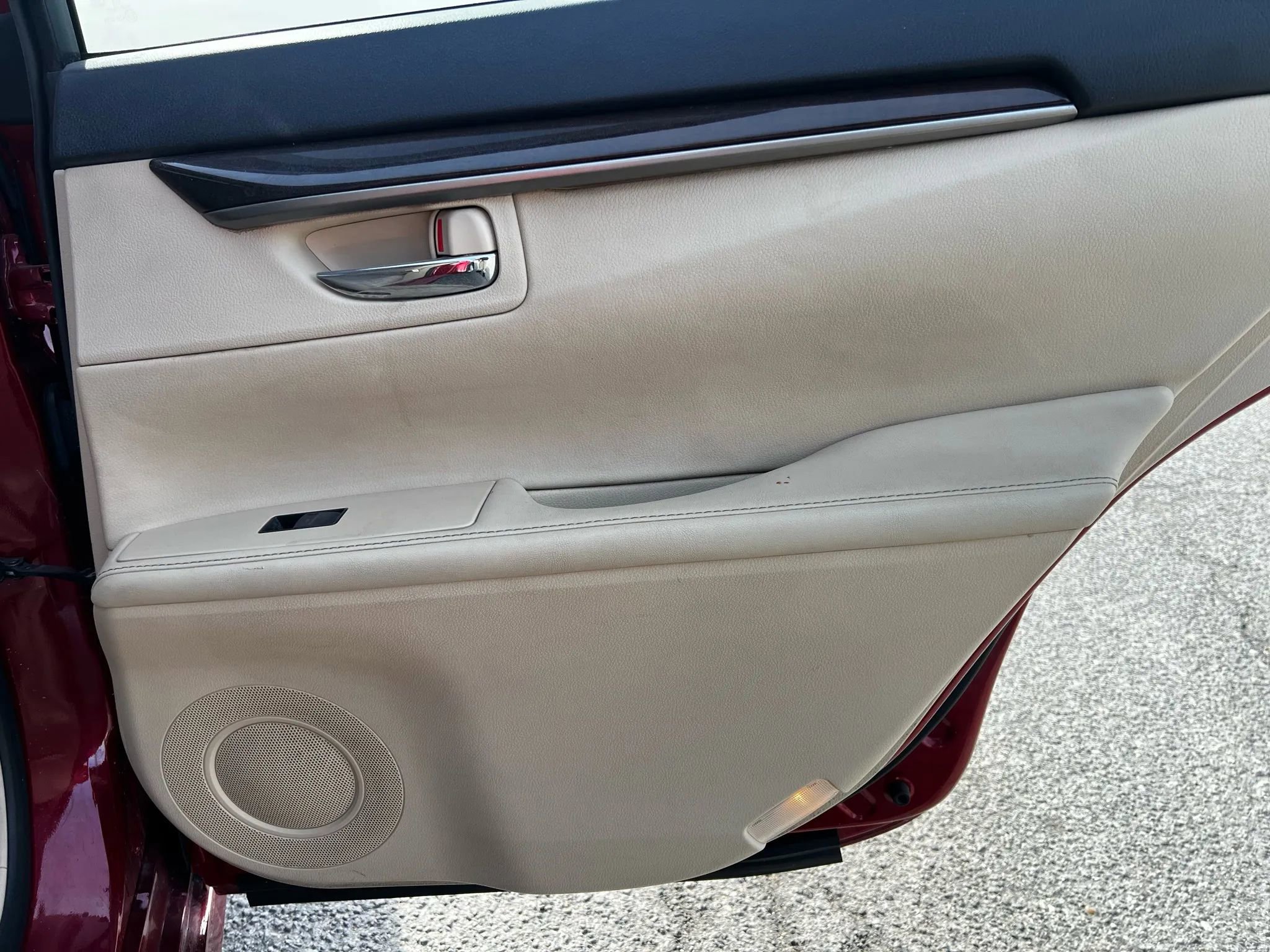 Used 2013 Lexus ES 350 w/ Luxury Pkg image 17