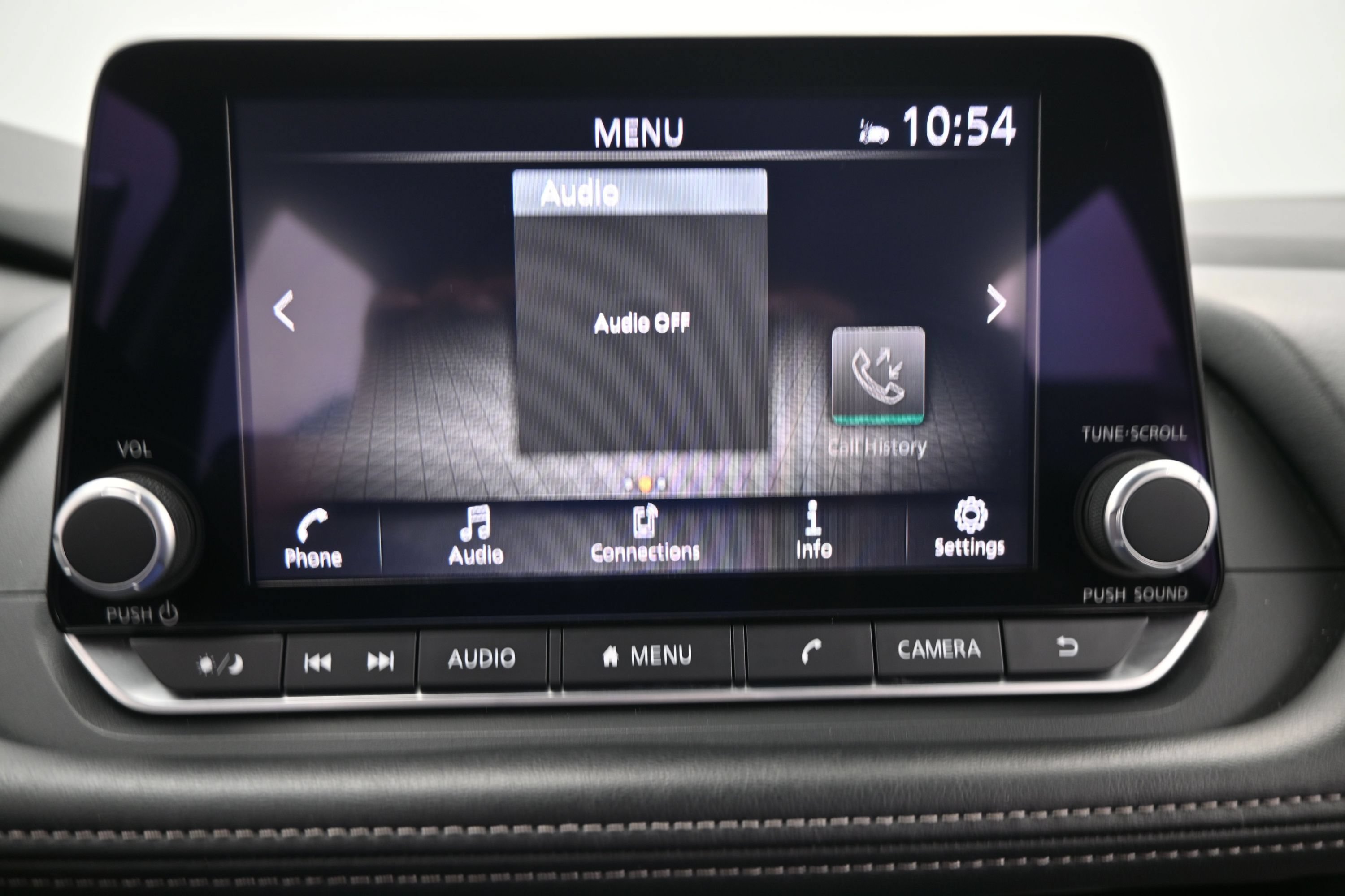 Used 2025 Nissan Rogue SV FWD image 19