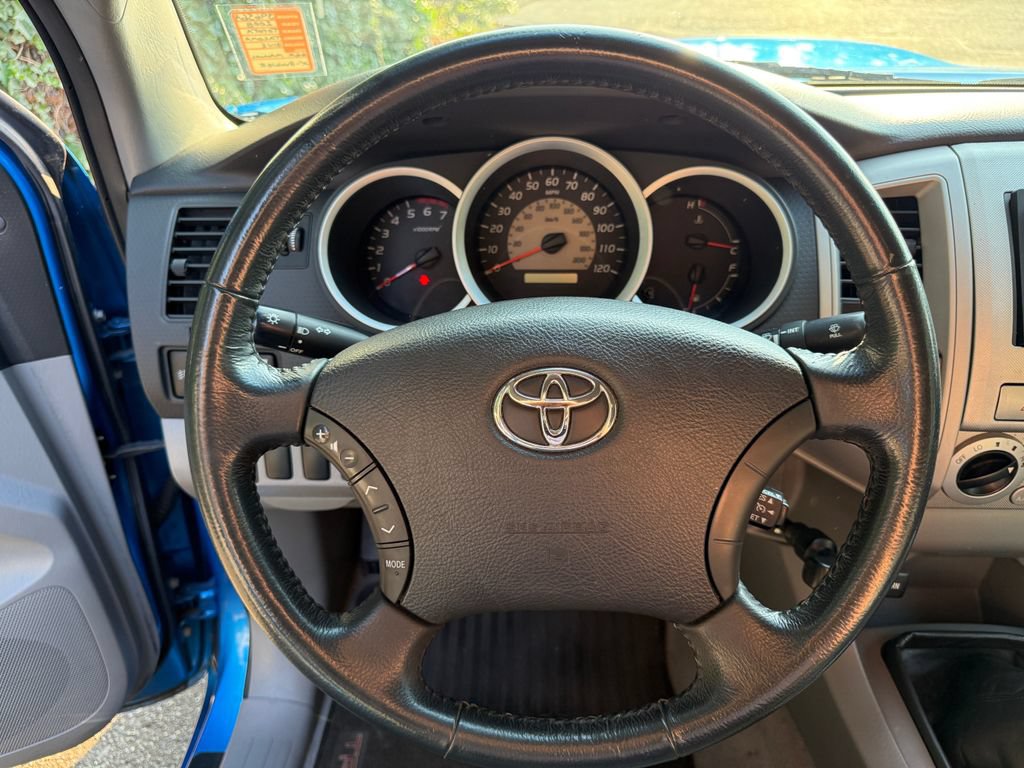 Used 2008 Toyota Tacoma X-Runner RWD image 18
