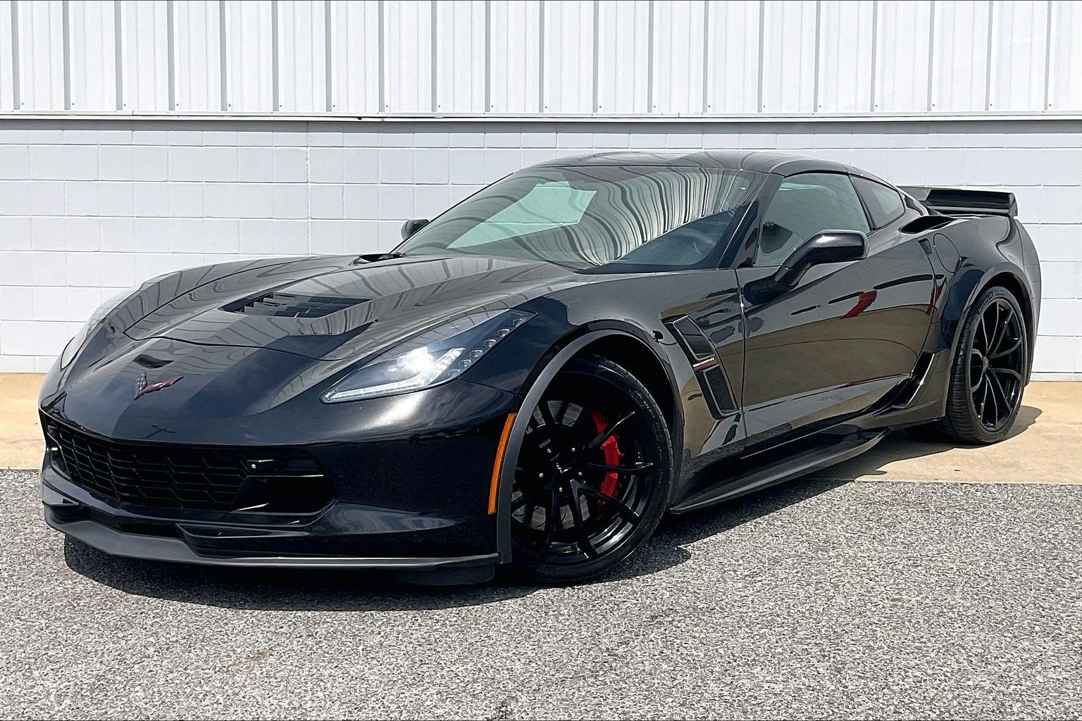Used 2019 Chevrolet Corvette Grand Sport image 2