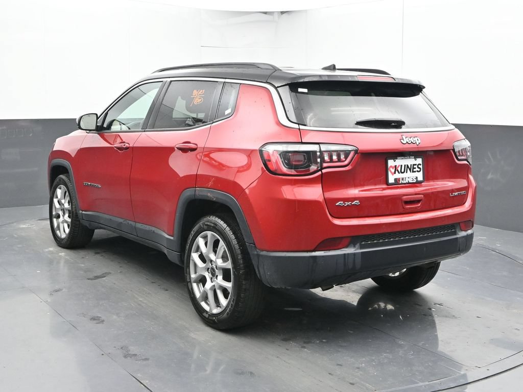 Used 2025 Jeep Compass Limited AWD/4WD image 11