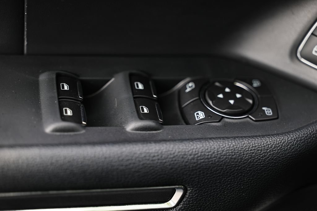 Used 2022 Ford Expedition Limited AWD/4WD image 15
