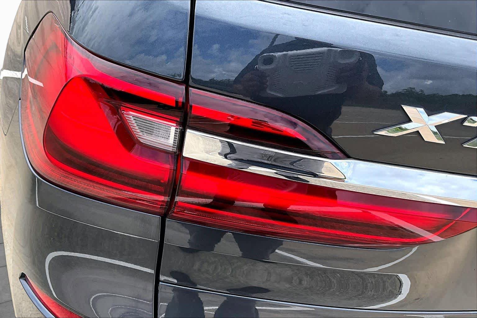 Used 2019 BMW X7 xDrive50i w/ Dynamic Handling Package AWD/4WD image 29