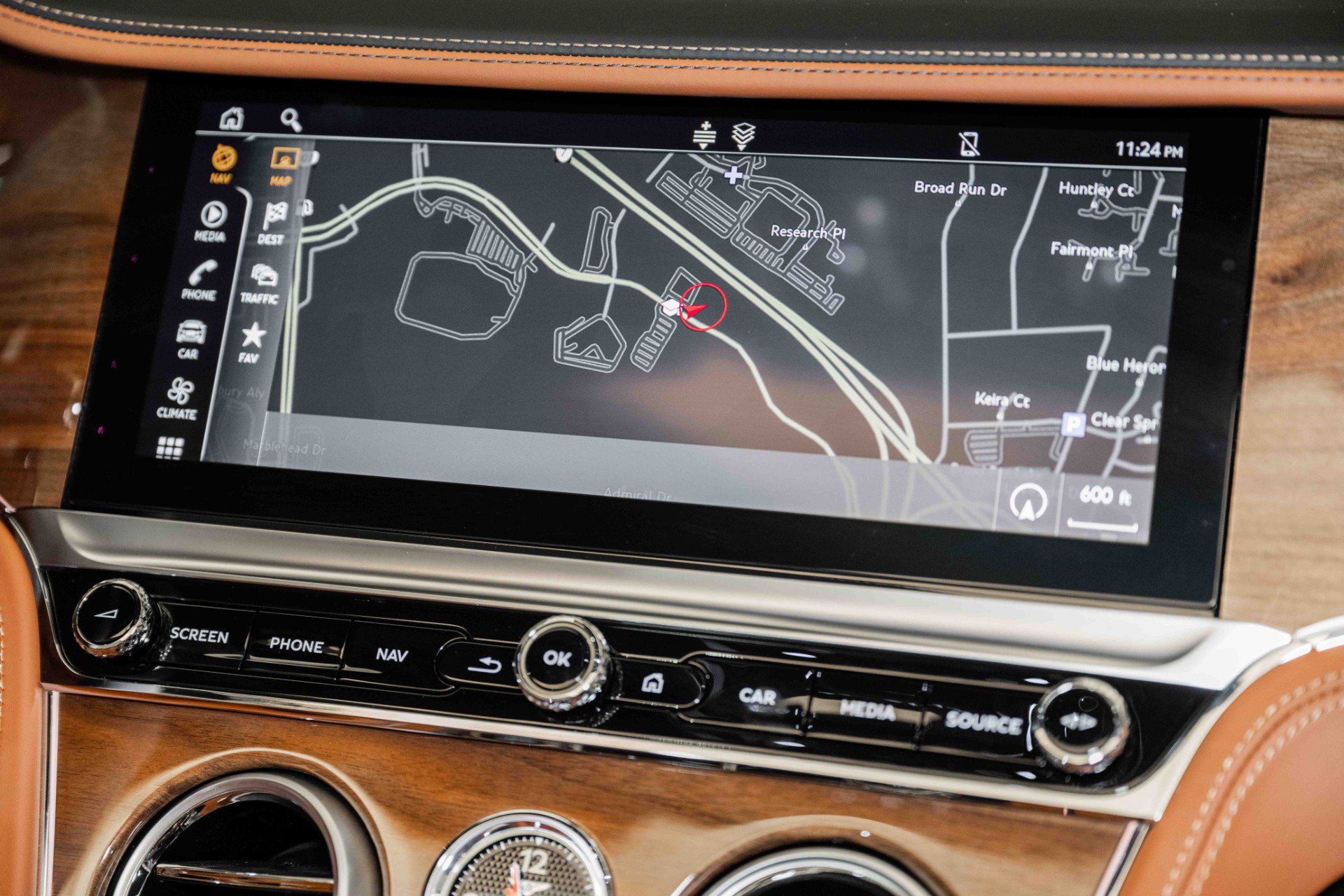 Certified 2024 Bentley Continental GT V8 AWD/4WD image 28