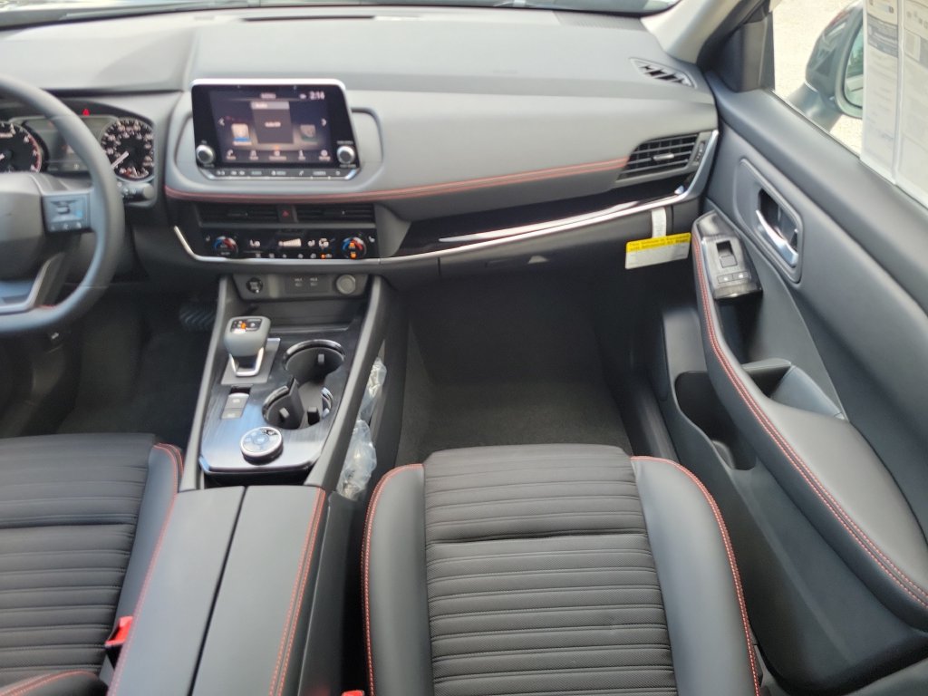 New 2026 Nissan Rogue SV AWD/4WD image 19