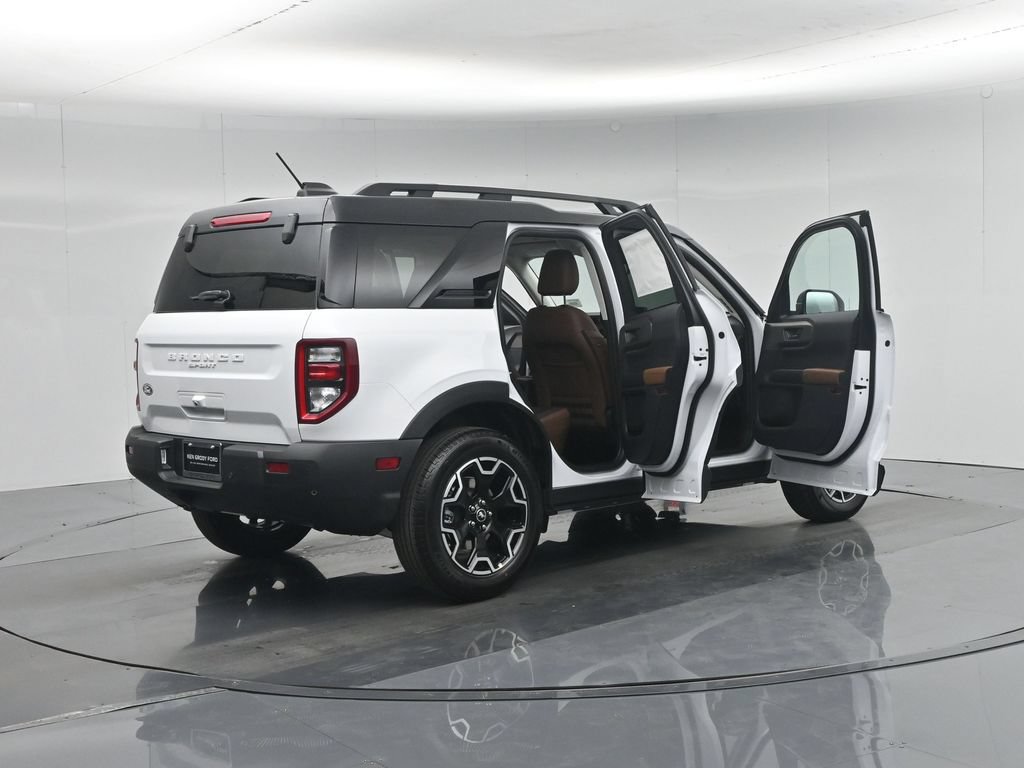 New 2026 Ford Bronco Sport Outer Banks AWD/4WD image 29