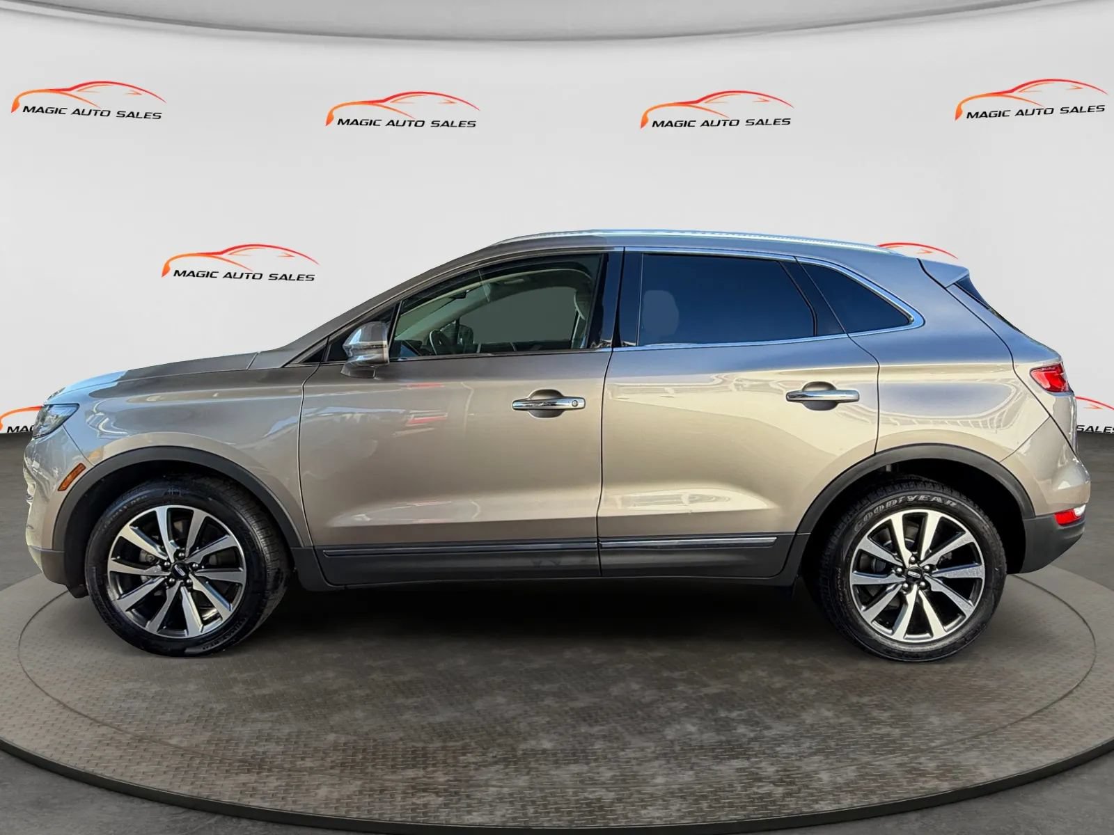 Used 2019 Lincoln MKC Reserve AWD/4WD image 7