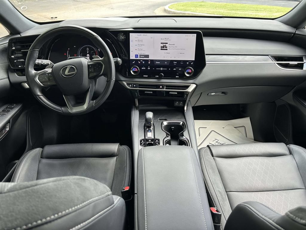 Used 2023 Lexus RX 350 AWD w/ Cold Area Package image 10