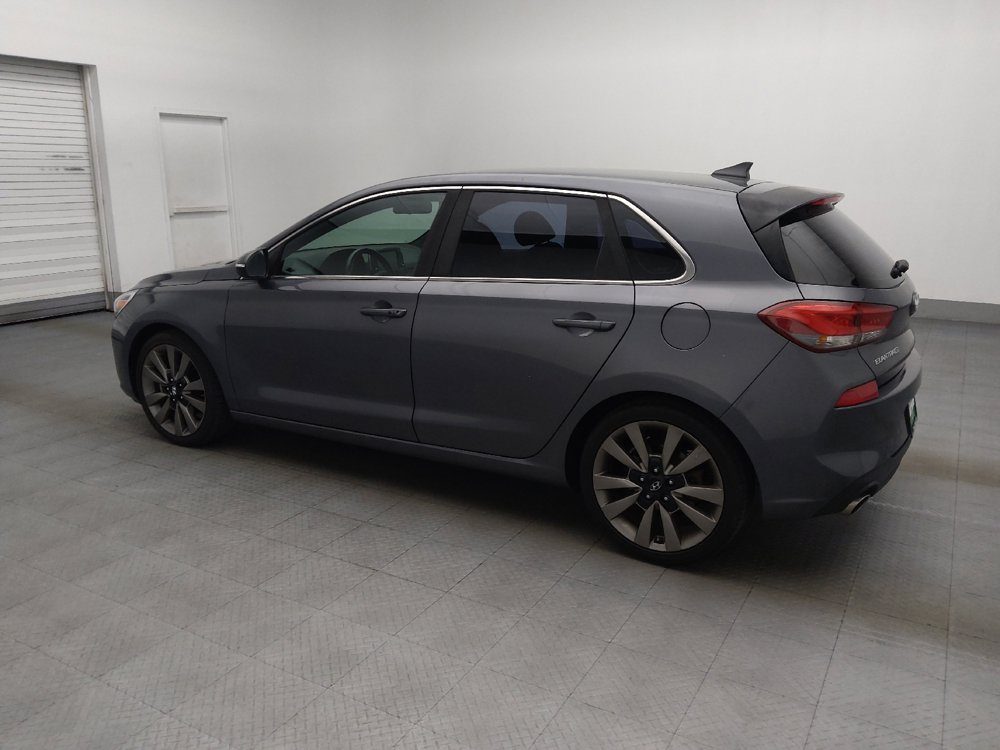 Used 2018 Hyundai Elantra GT Sport FWD image 3
