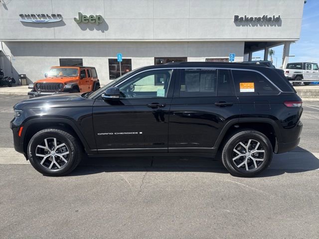 Certified 2024 Jeep Grand Cherokee Limited w/ Trailer Tow Package image 2