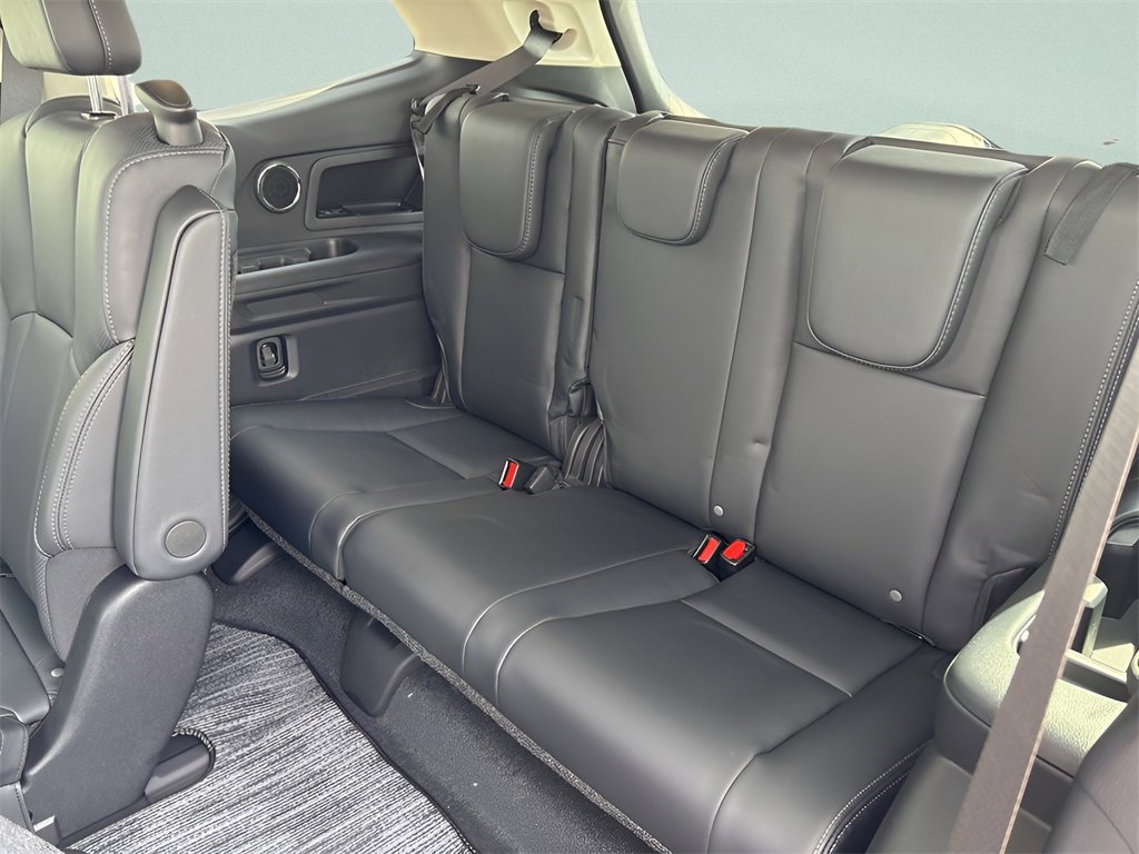 New 2025 Subaru Ascent Limited image 9