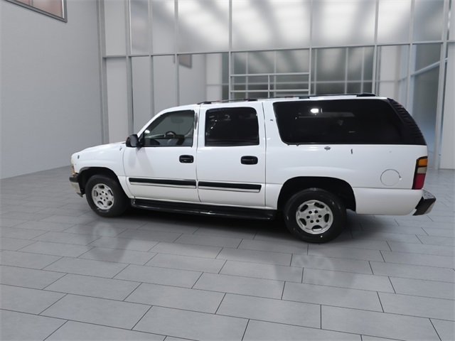 Used 2004 Chevrolet Suburban LS image 6