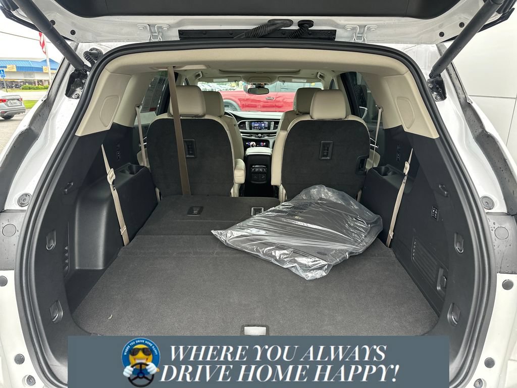 Used 2020 Buick Enclave Premium w/ Sun and Sites Package FWD image 25