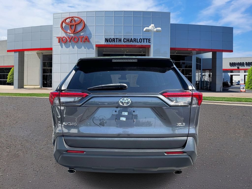 Used 2023 Toyota RAV4 XLE Premium FWD image 7