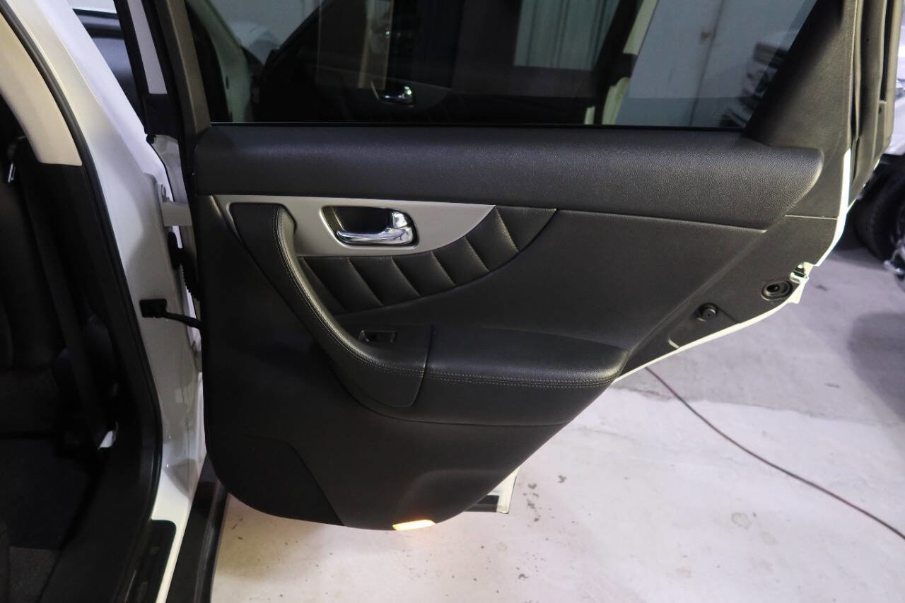 Used 2013 INFINITI FX37 Limited Edition AWD/4WD image 31