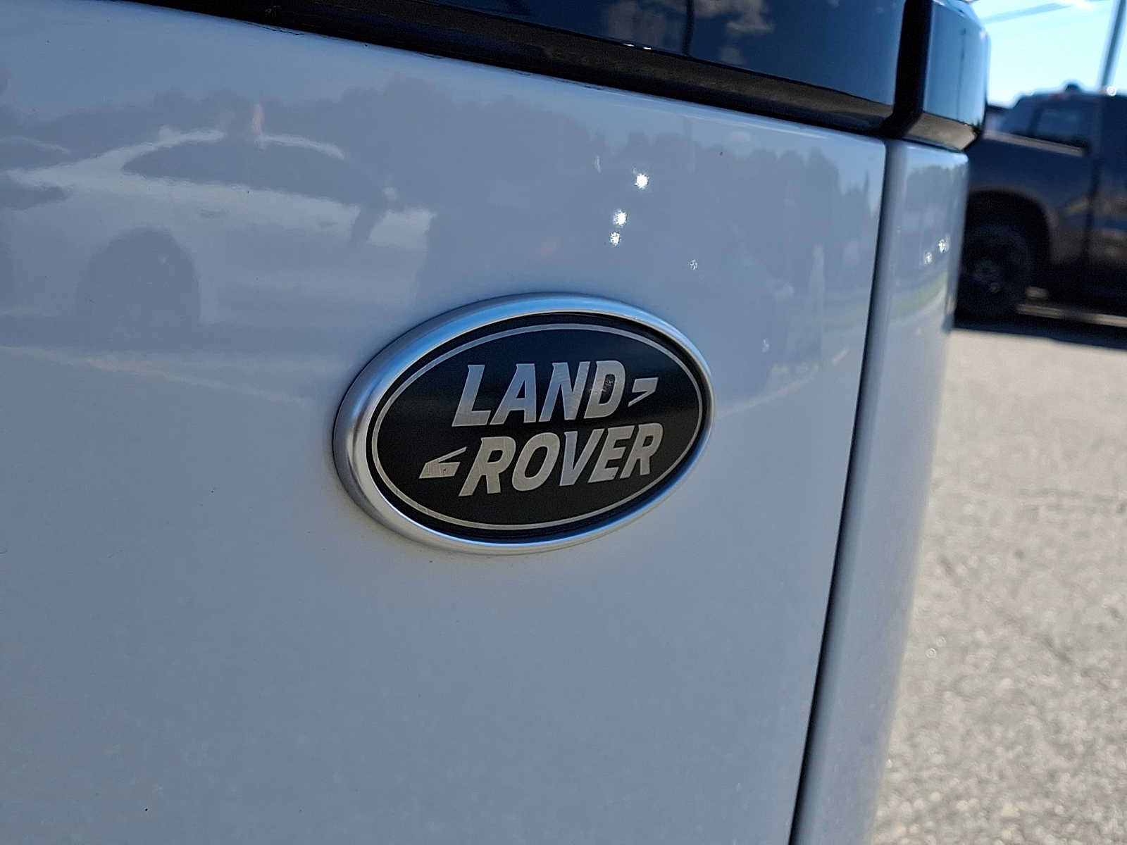Used 2021 Land Rover Range Rover Velar R-Dynamic S AWD/4WD image 37