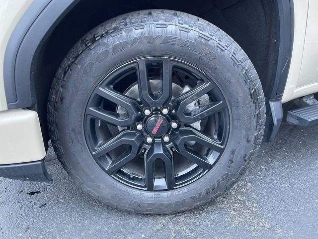 Used 2022 GMC Sierra 1500 Elevation image 32