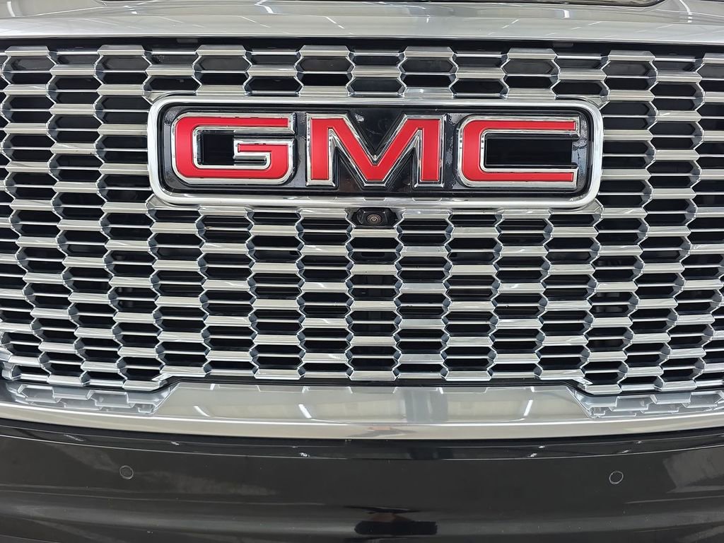 Used 2023 GMC Yukon Denali w/ Max Trailering Package image 32