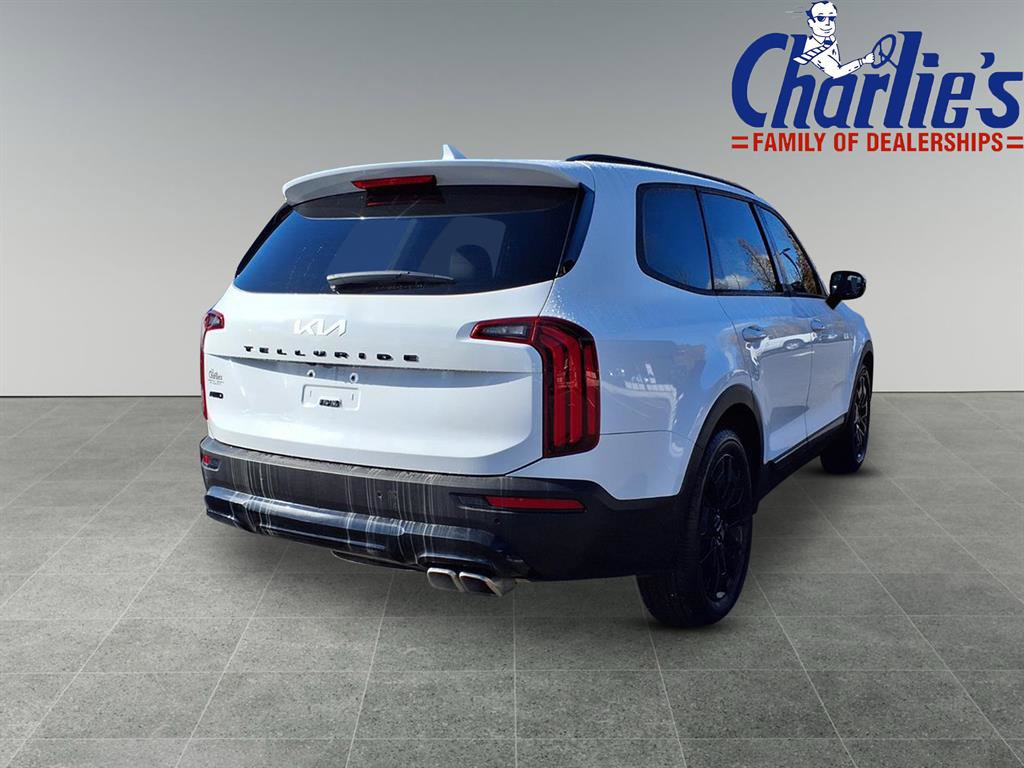 Used 2022 Kia Telluride SX w/ SX Prestige Package image 4