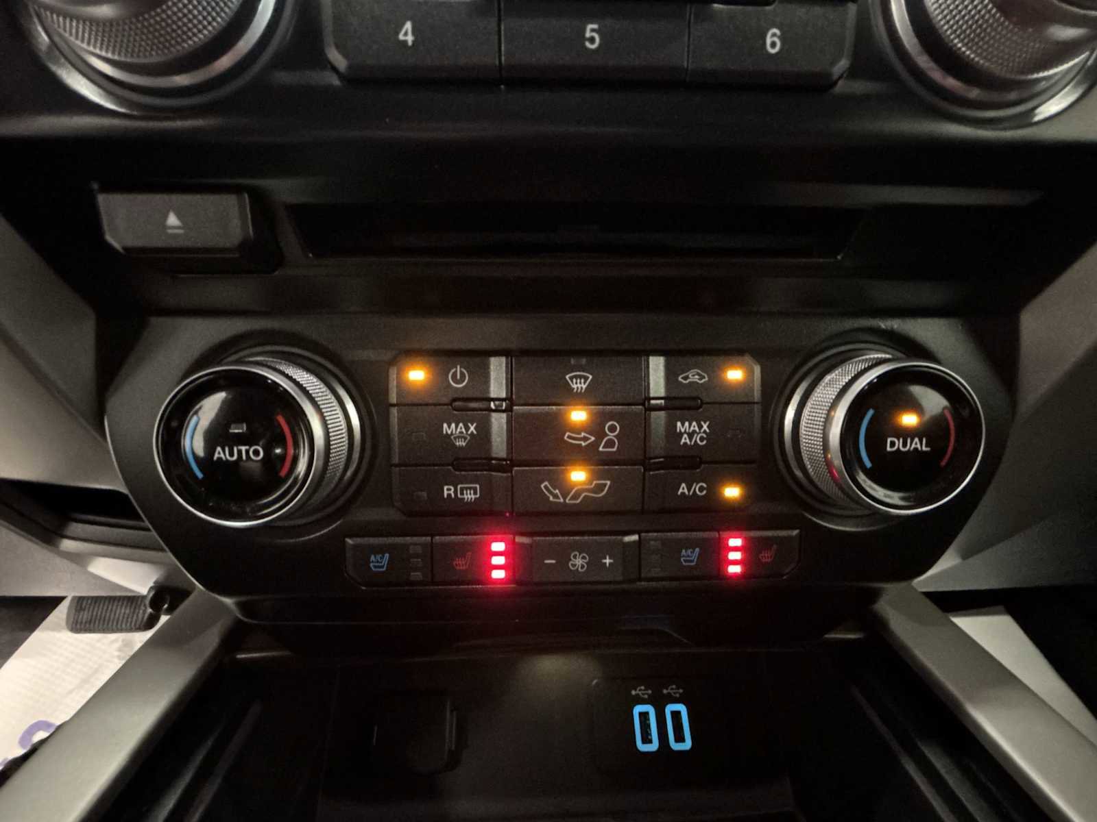 Used 2016 Ford F150 Lariat w/ Equipment Group 502A Luxury image 16