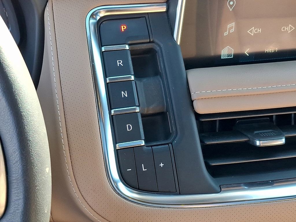 Used 2023 Chevrolet Tahoe Premier image 15