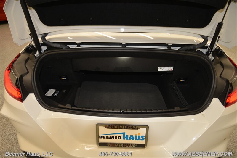 Used 2023 BMW M8 Competition w/ M Carbon Exterior Package AWD/4WD image 38