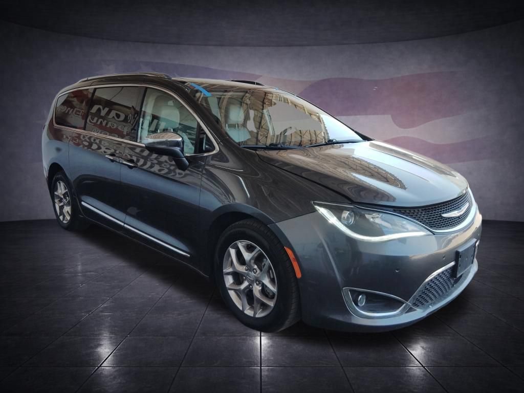 Used 2019 Chrysler Pacifica Limited w/ Advanced Safetytec Group FWD image 7