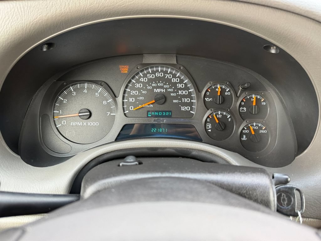 Used 2003 Chevrolet TrailBlazer LS w/ Preferred Equipment Group AWD/4WD image 22