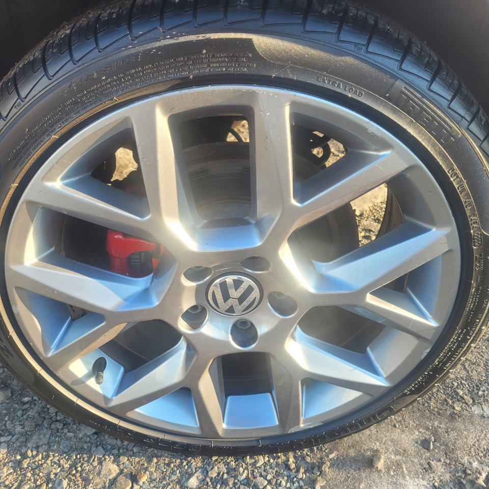 Used 2013 Volkswagen Golf 4-Door image 36