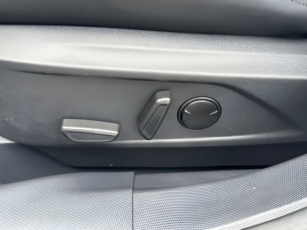 Used 2023 Ford Mustang Mach-E Select RWD image 11