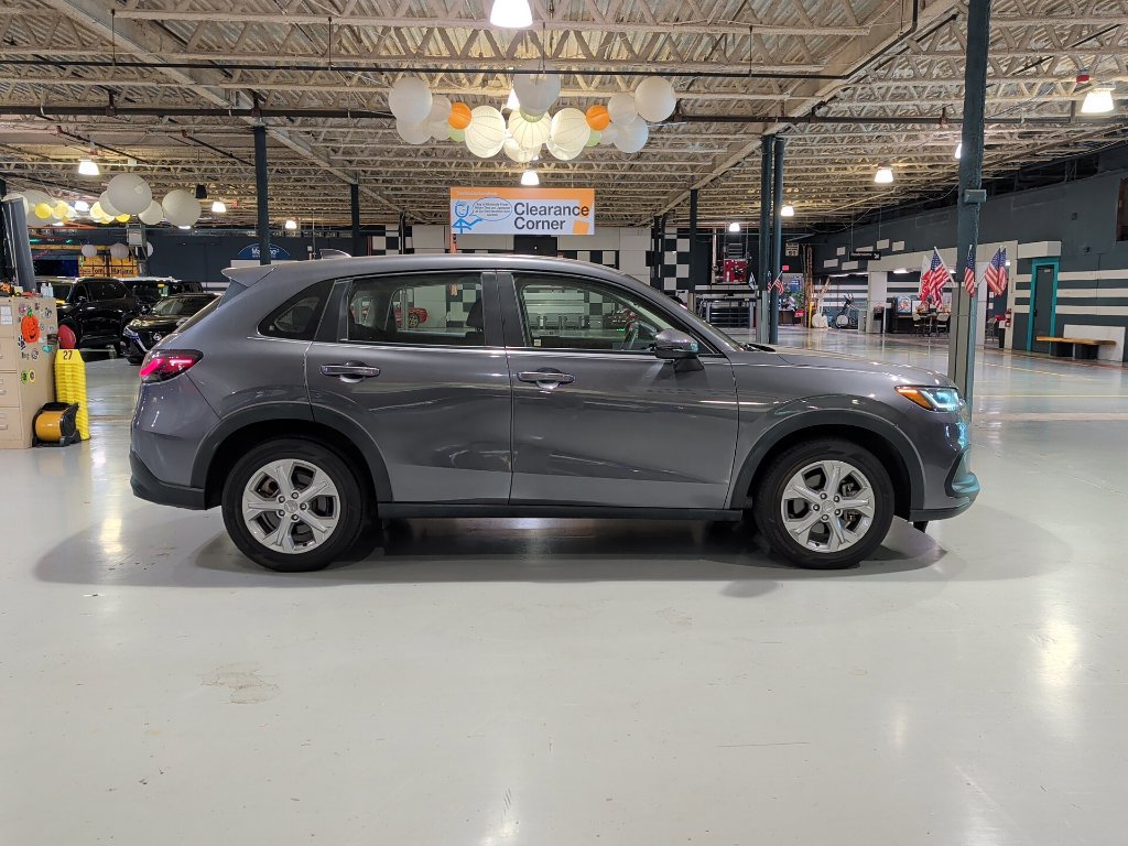Used 2023 Honda HR-V LX image 8
