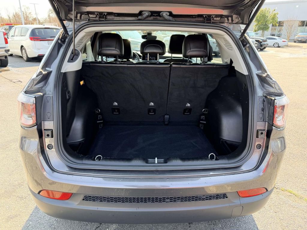 Used 2022 Jeep Compass Latitude w/ Convenience Group image 14