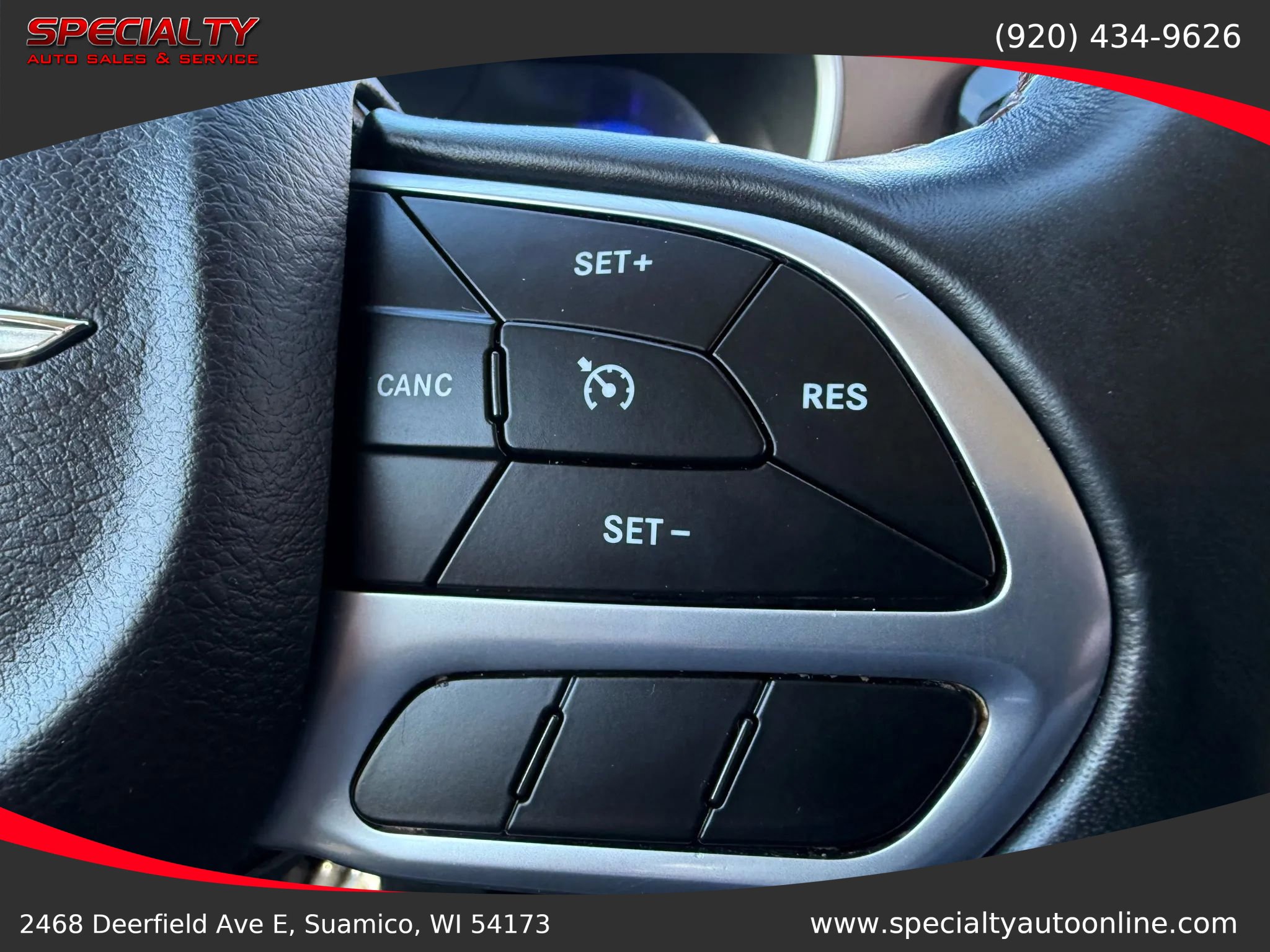 Used 2019 Chrysler Pacifica Touring-L image 16