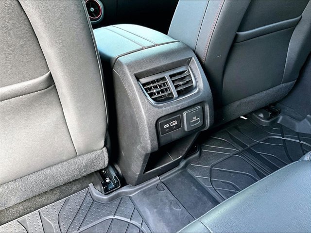 Used 2024 Chevrolet Blazer RS image 25