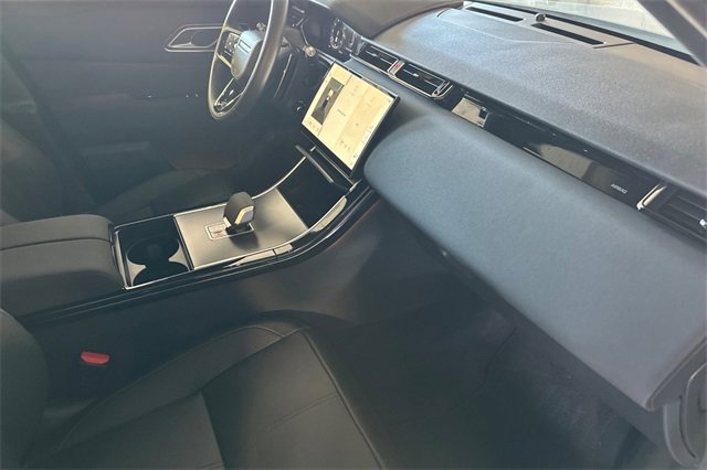 Certified 2024 Land Rover Range Rover Velar Dynamic SE image 15