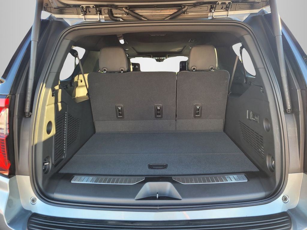 New 2026 GMC Yukon XL Denali w/ Denali Reserve Package image 7